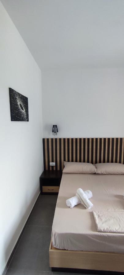 Aleks Holiday Rooms Ksamil Dış mekan fotoğraf