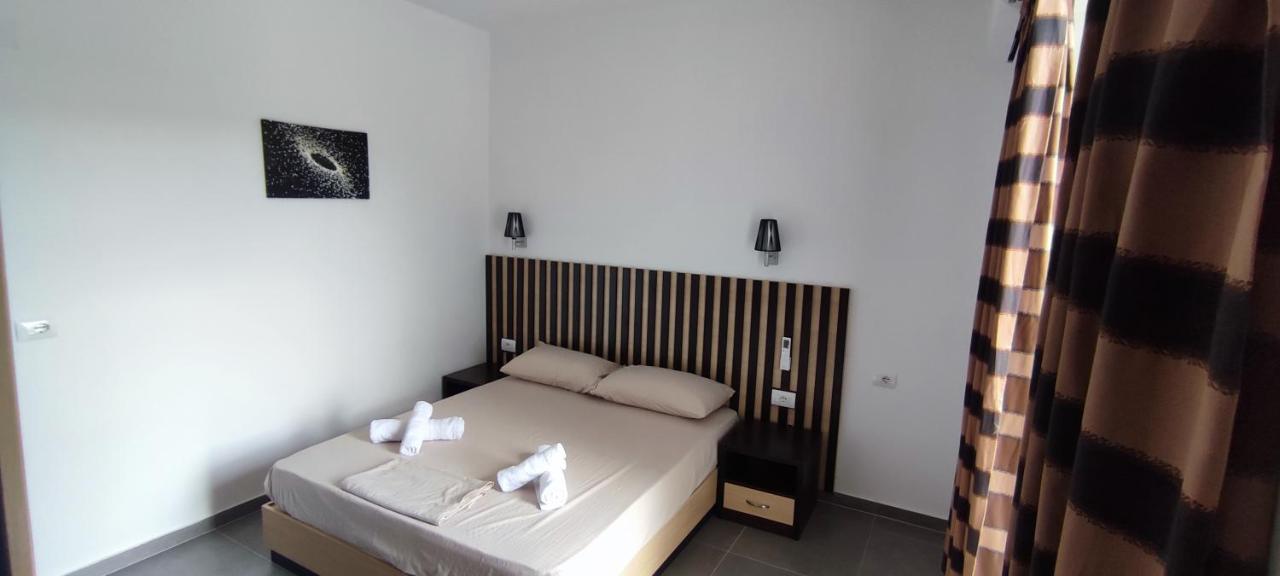 Aleks Holiday Rooms Ksamil Dış mekan fotoğraf